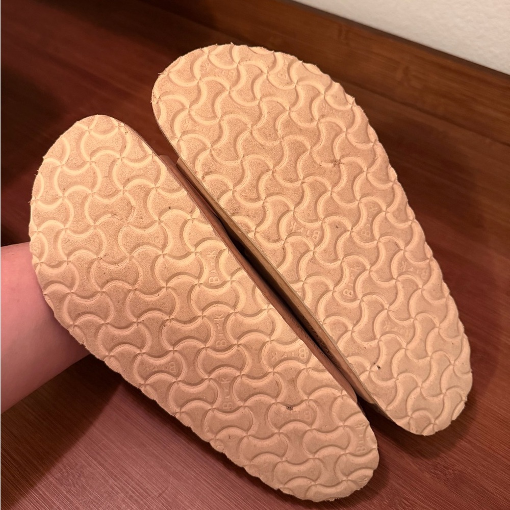 Birkenstock Tan Sandals with Gold Buckles - Picture 3 of 3